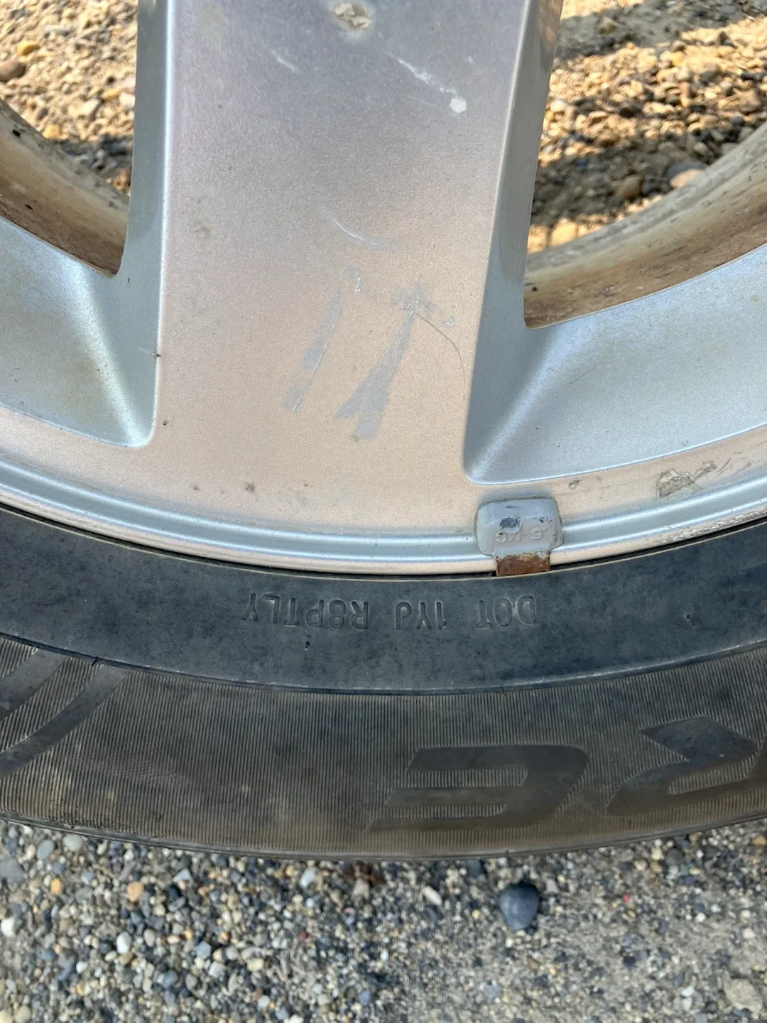 Set of 4 Tires with Rims - photo 5