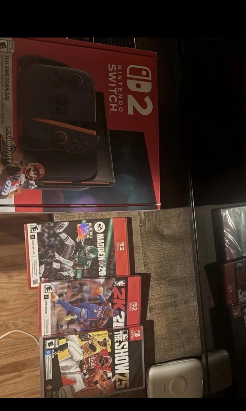 Nintendo Switch OLED Model 2022 with Games - photo 2