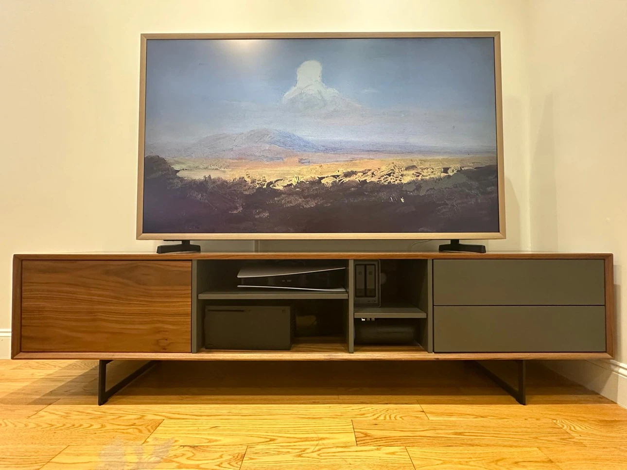 Euro Style / AllModern Anderson 80"