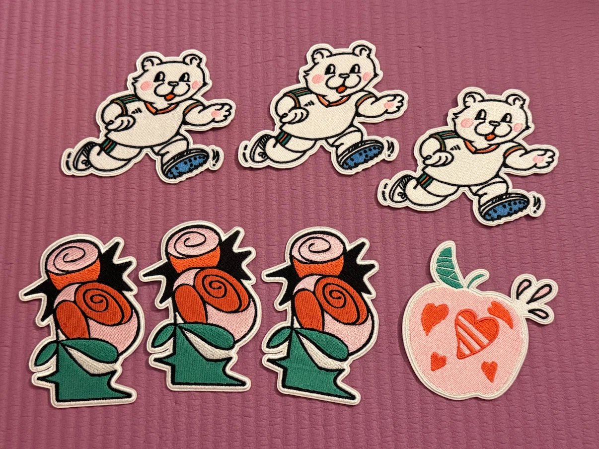 NEW✨Iron-On Patches - Bears, Roses, Apple Design