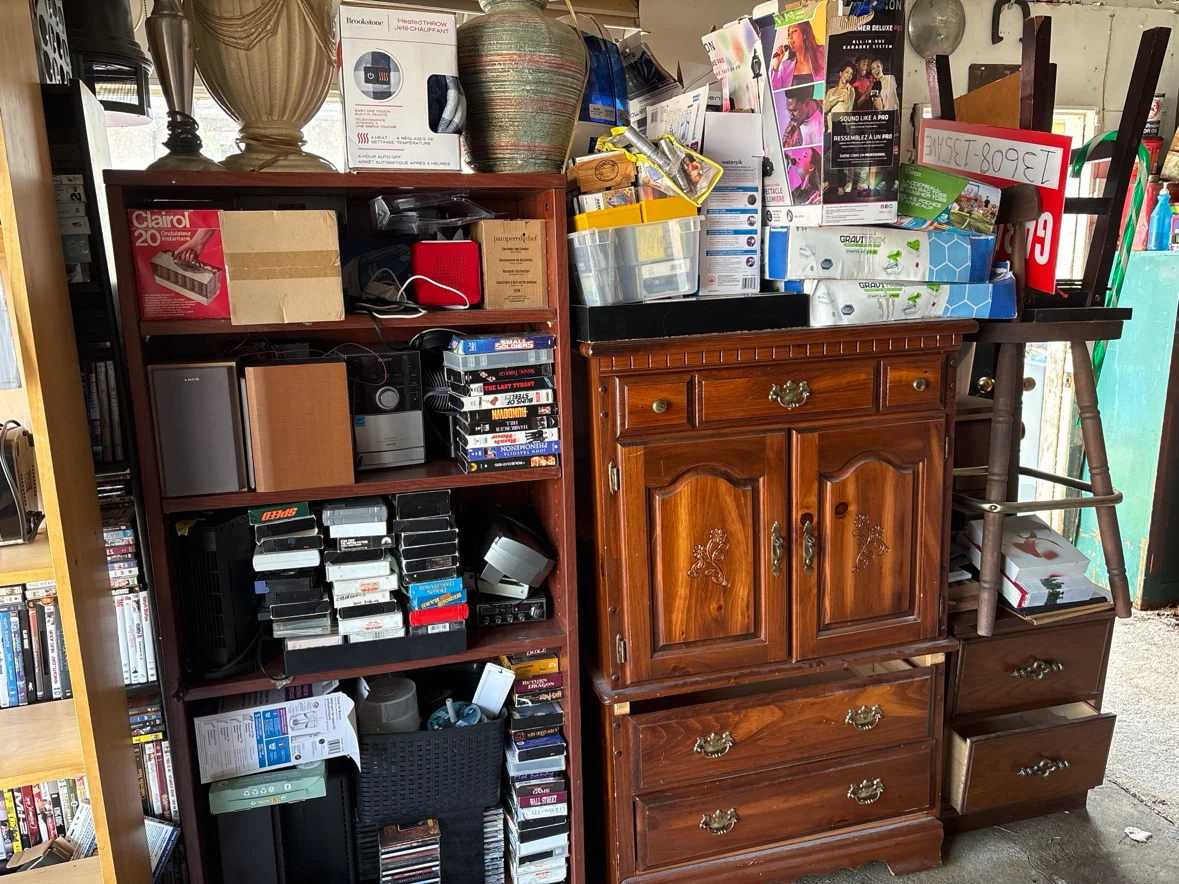 Garage Cleanout!!!!! Free items and by donations