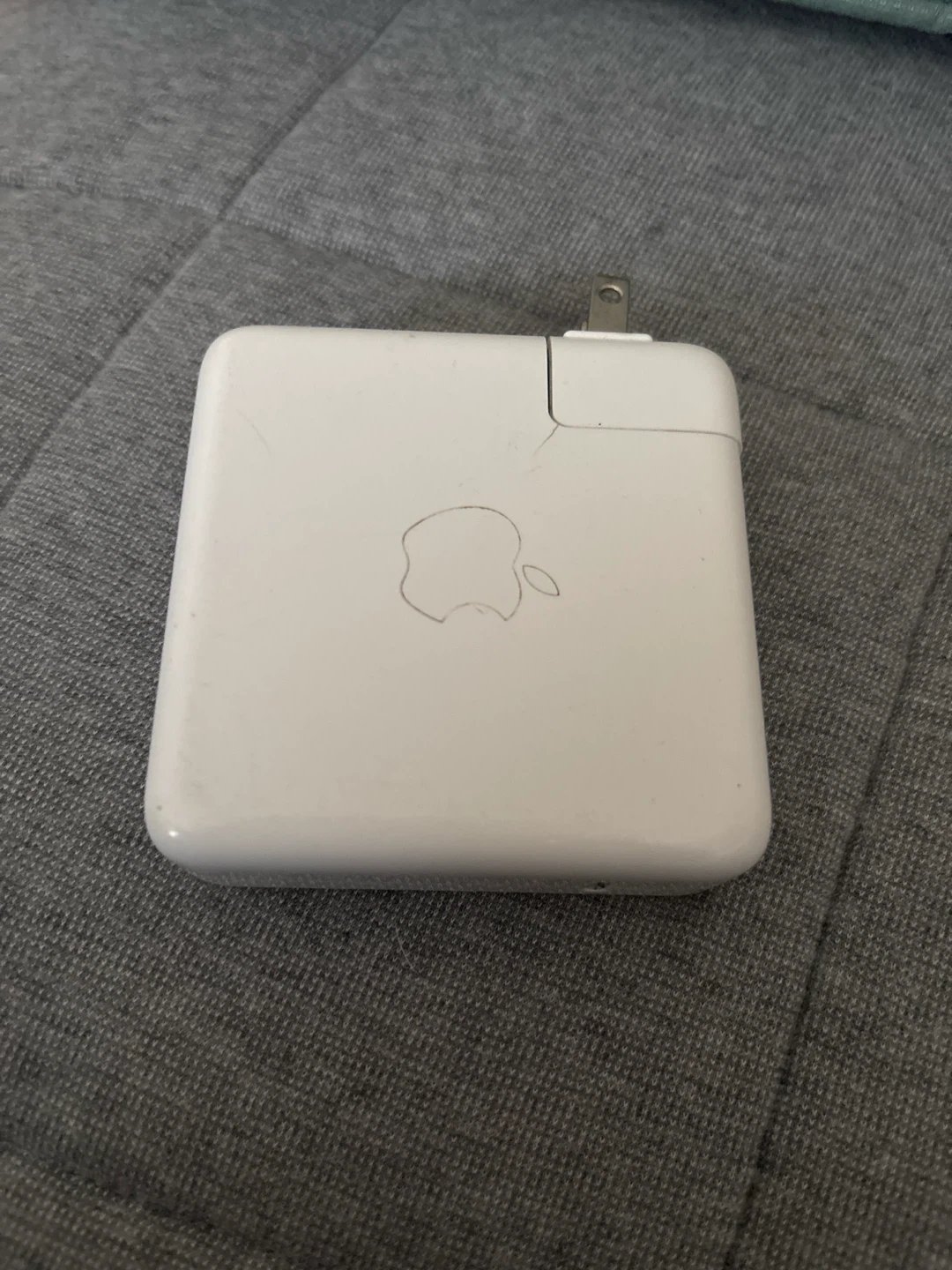 Apple White Power Adapter