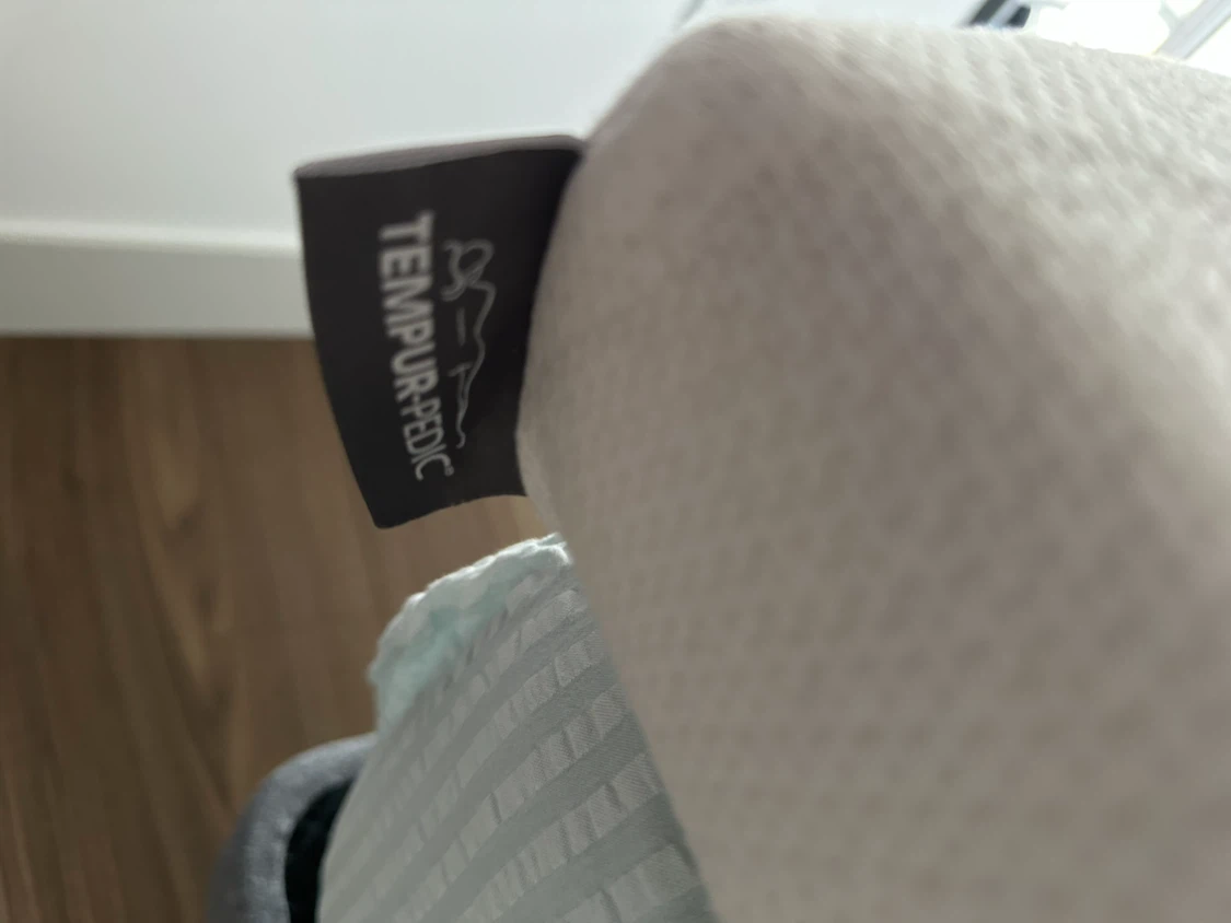 Tempur-Pedic Queen Mattress - photo 2