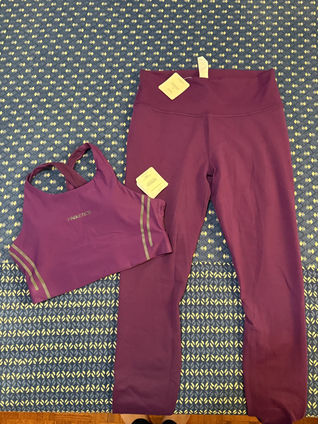 Fabletics Purple Sports Bra and Leggings Set