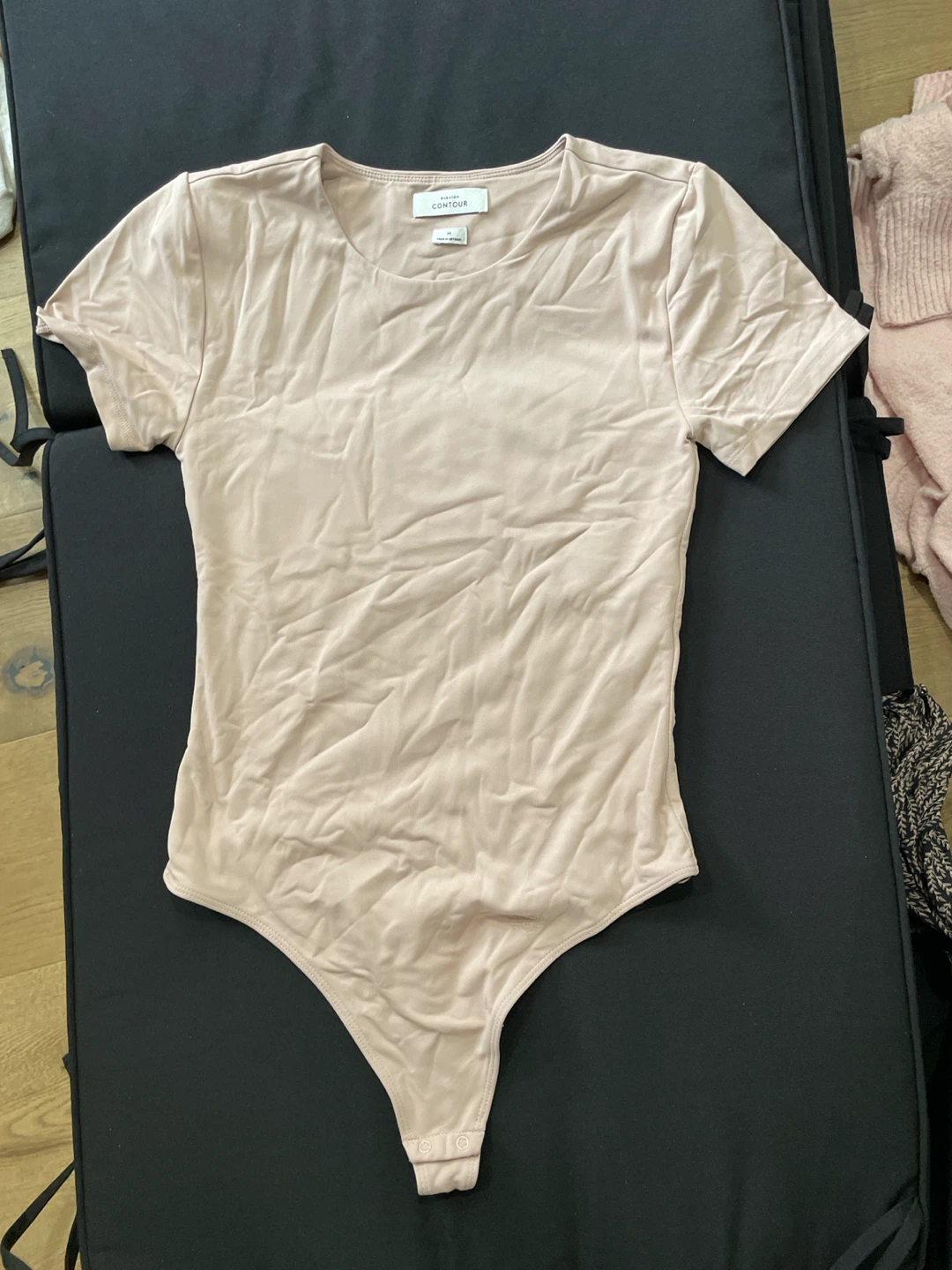 NWOT Babaton Contour Bodysuit - Size M