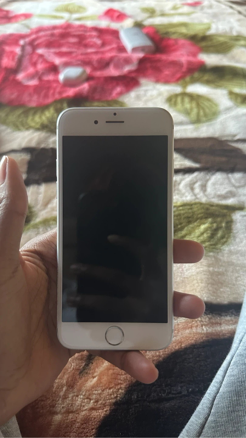 Apple iPhone Bundles - photo 3