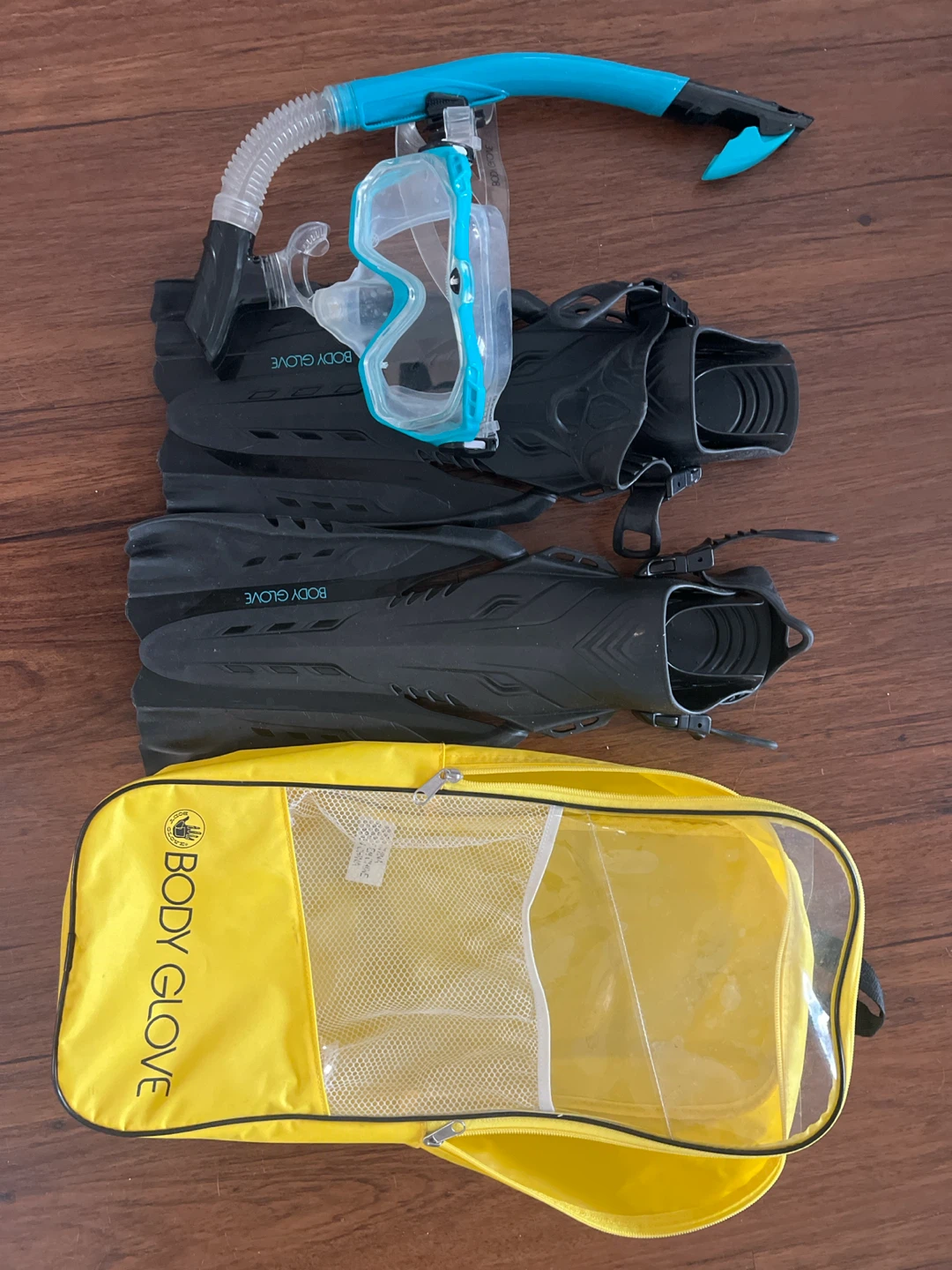 Body Glove Snorkel Set with Bag