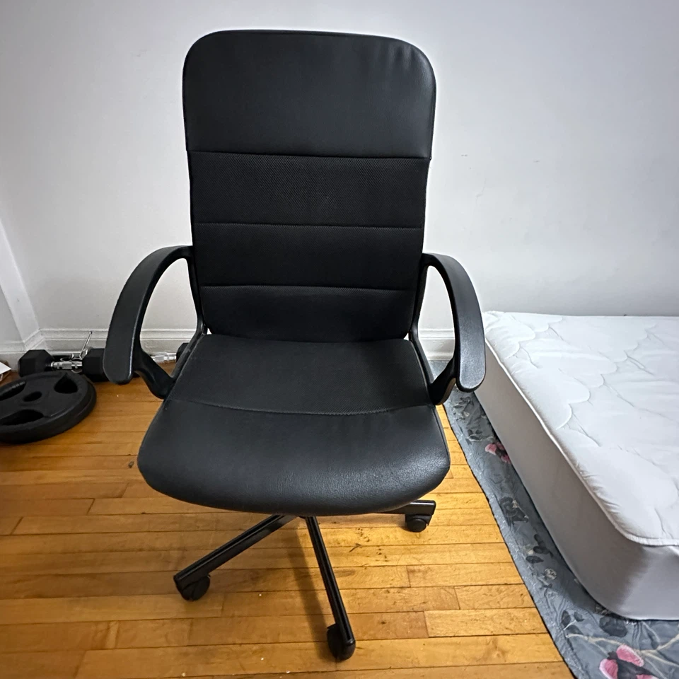 Black Office Chair