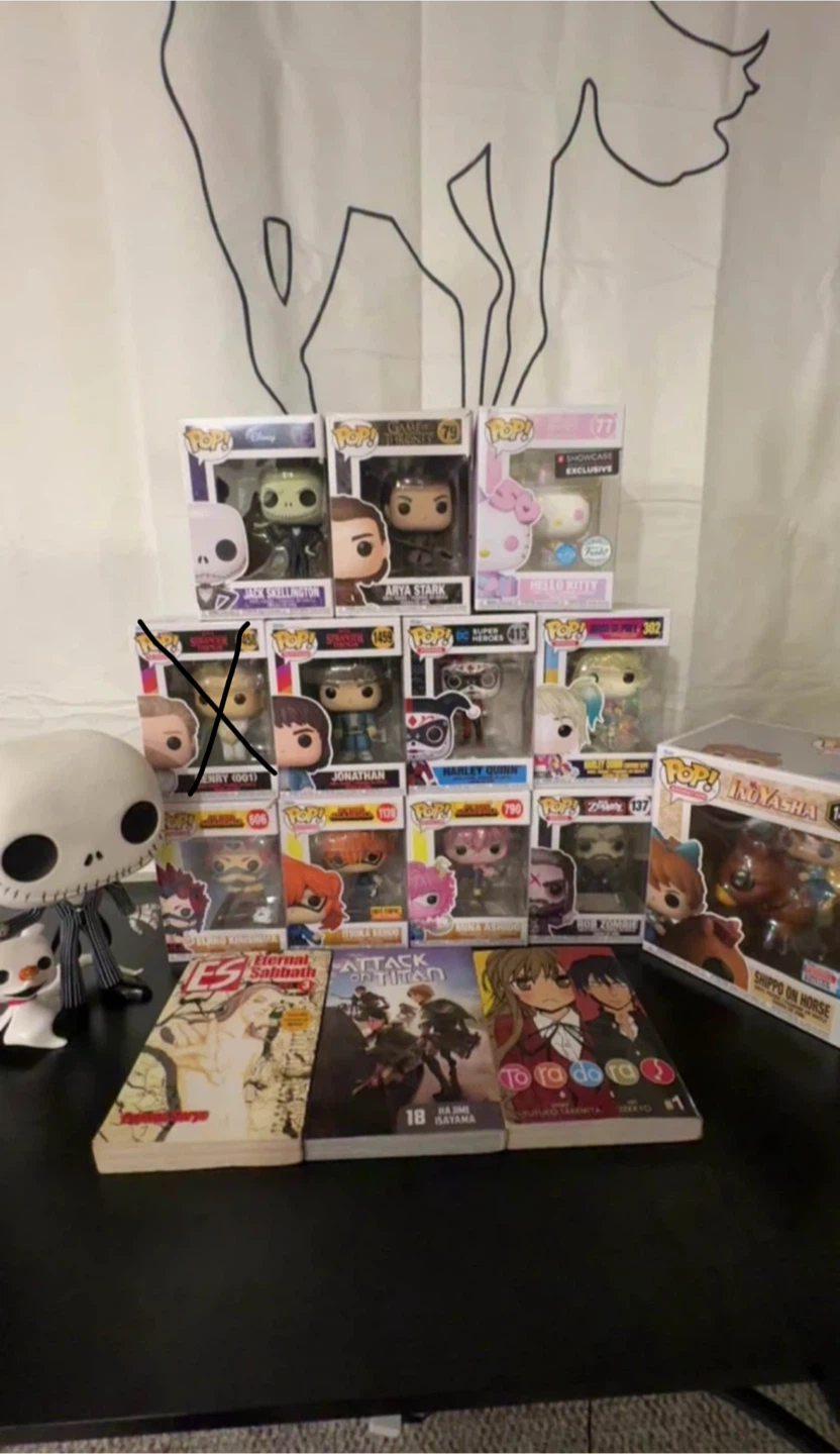 Selling my Funko, and Manga collection.