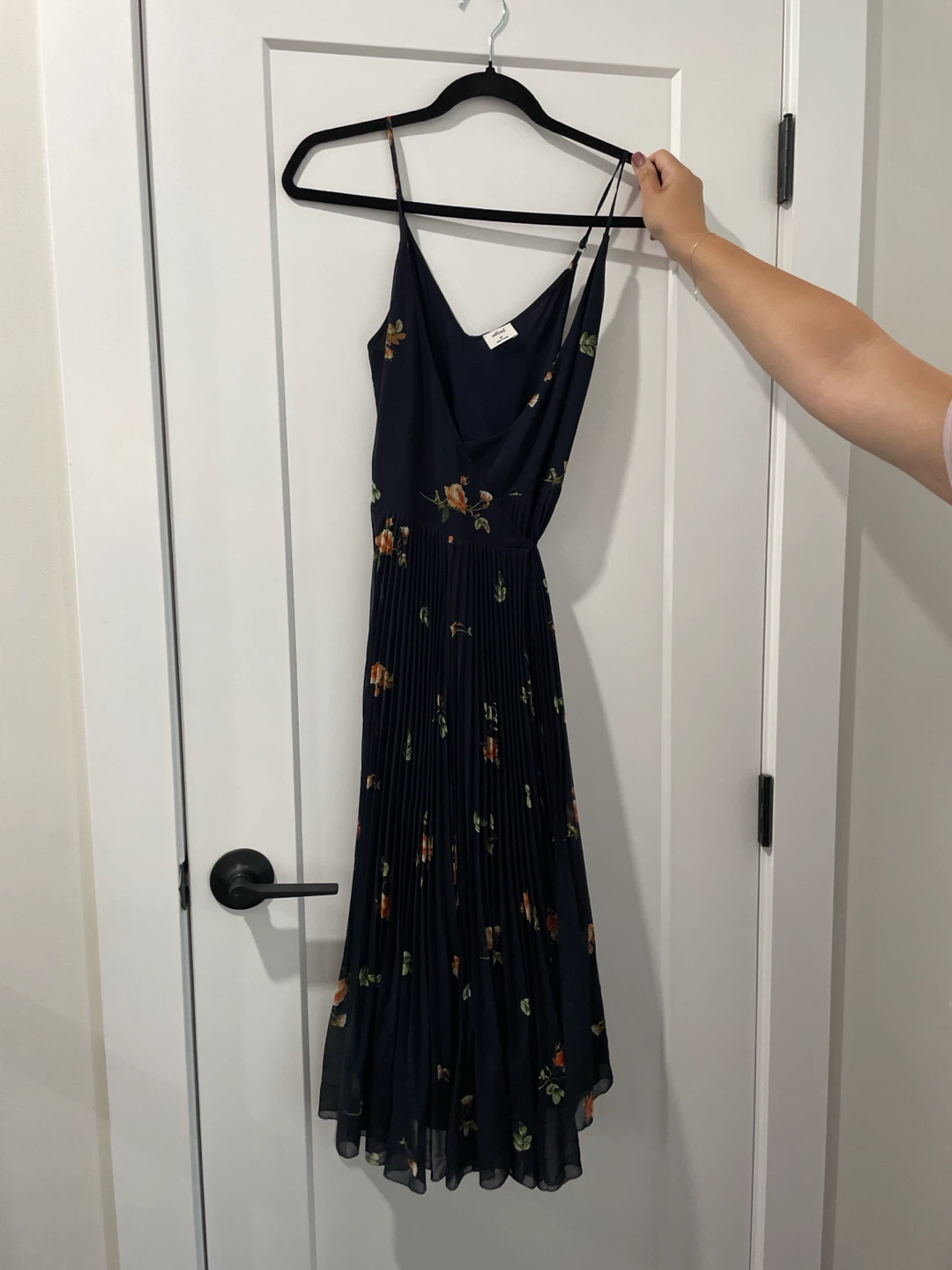 Wilfred Floral Pleated Midi Dress
