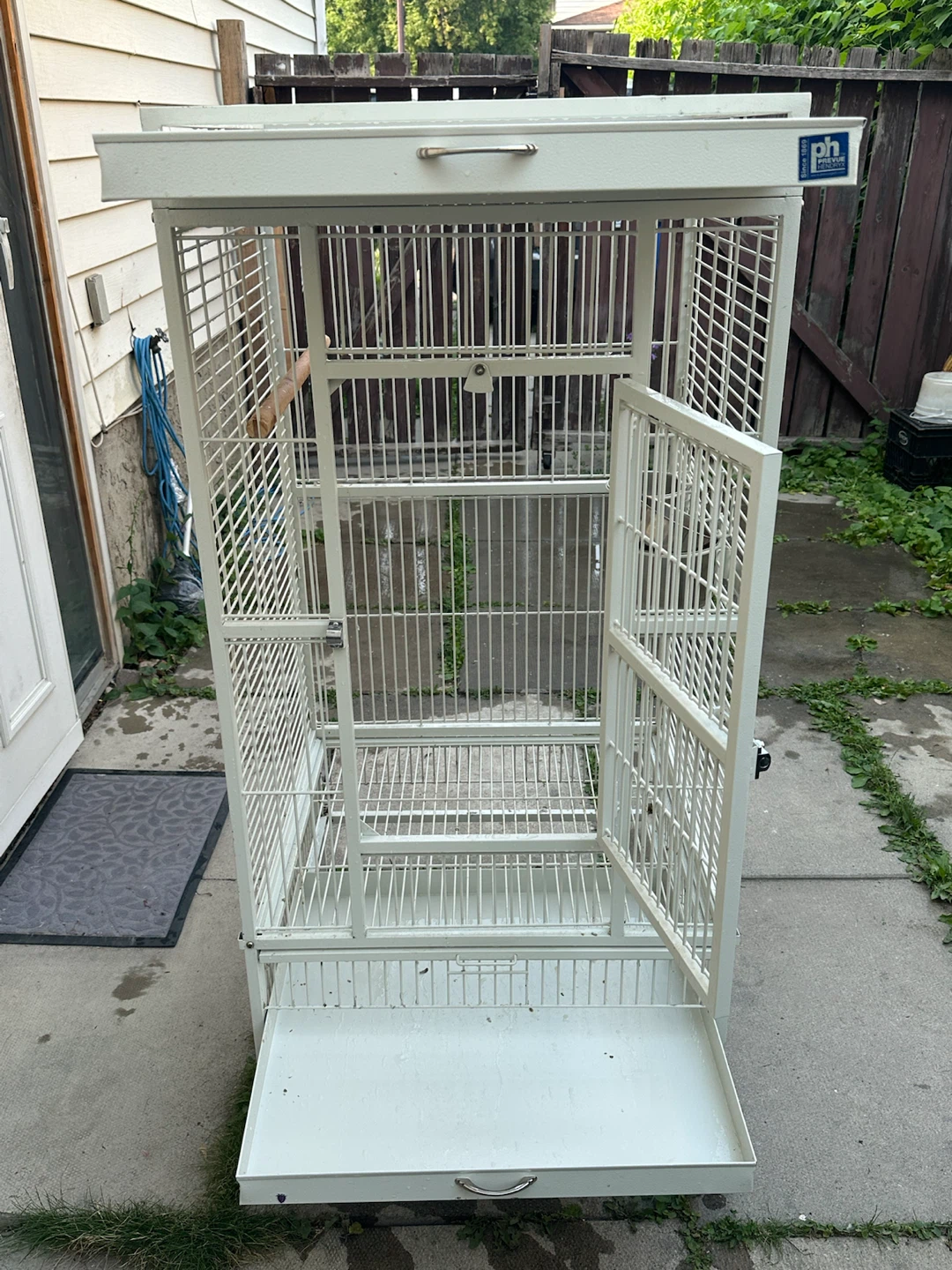 Prevue 24x22 Parrot Cage - photo 5
