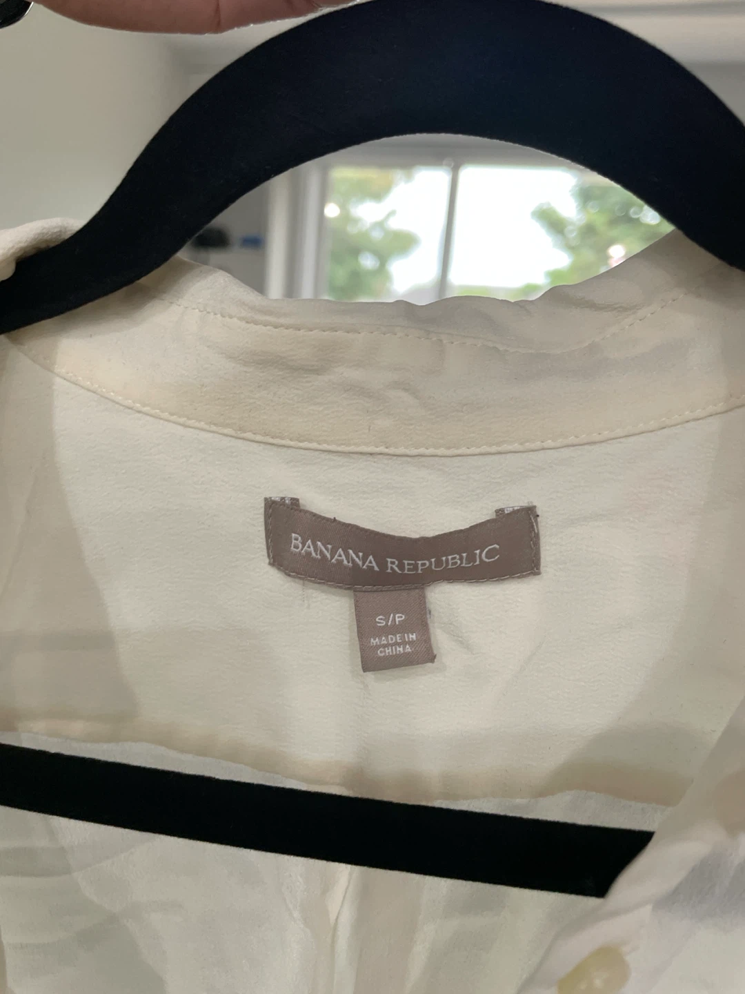 Banana Republic White Silk Shirt S/P - photo 2
