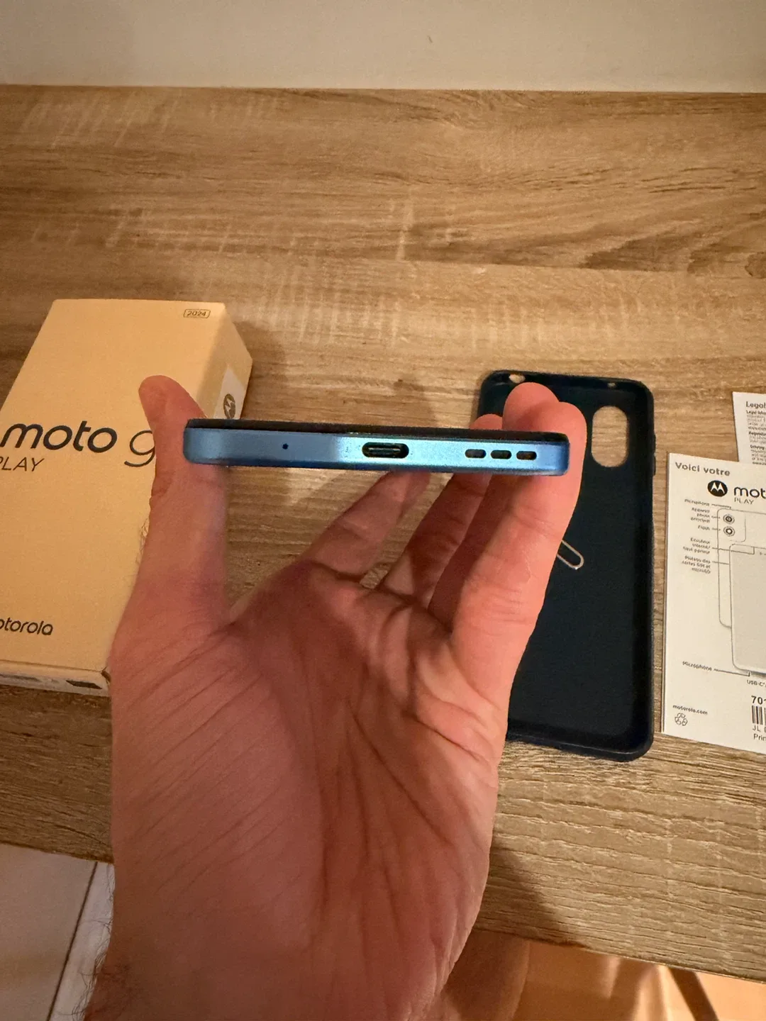 Motorola Moto G Play 2024 Smartphone - UNLOCKED WITH CASE - photo 3