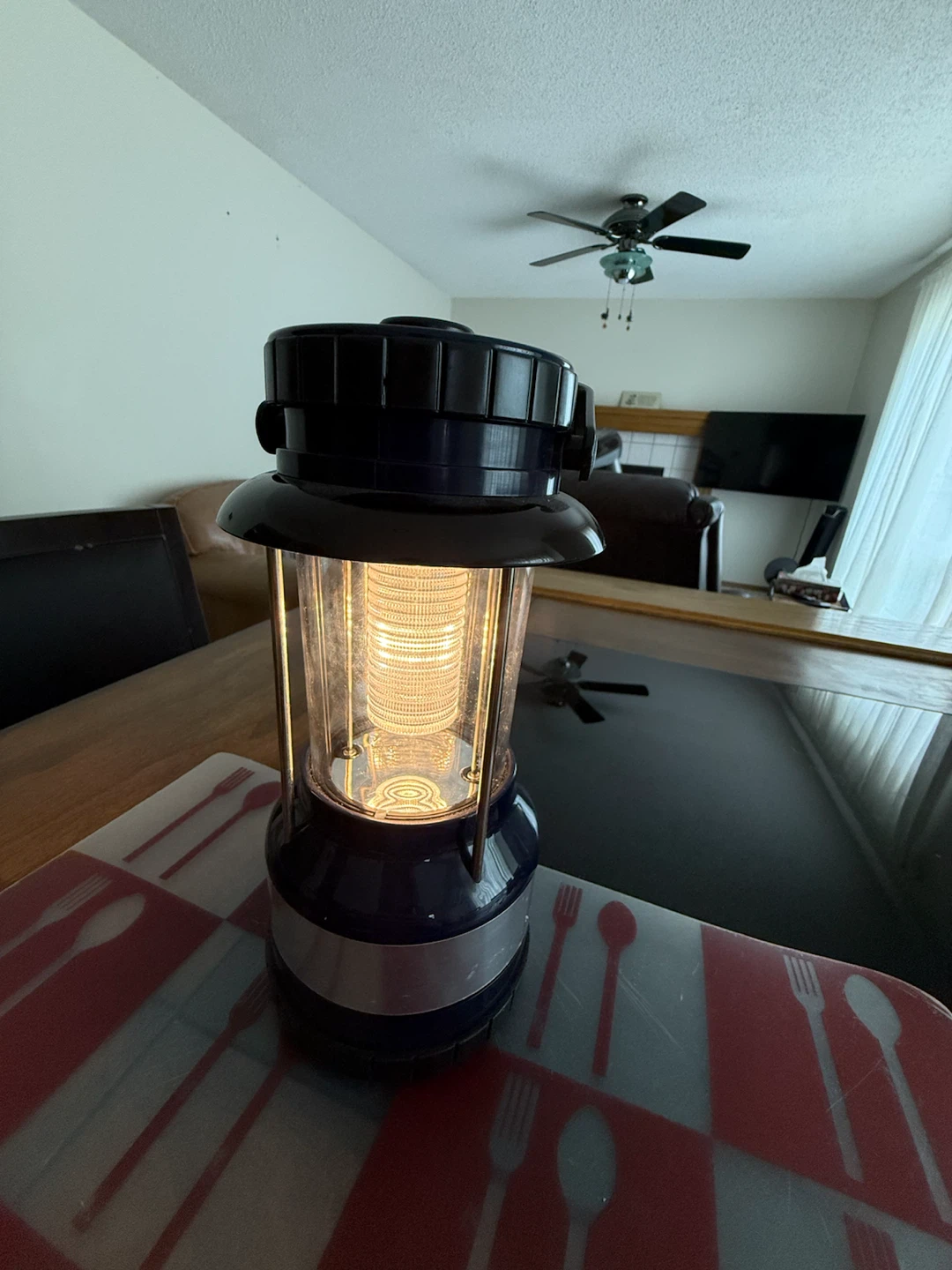 WOODS LED CAMPING LANTERN