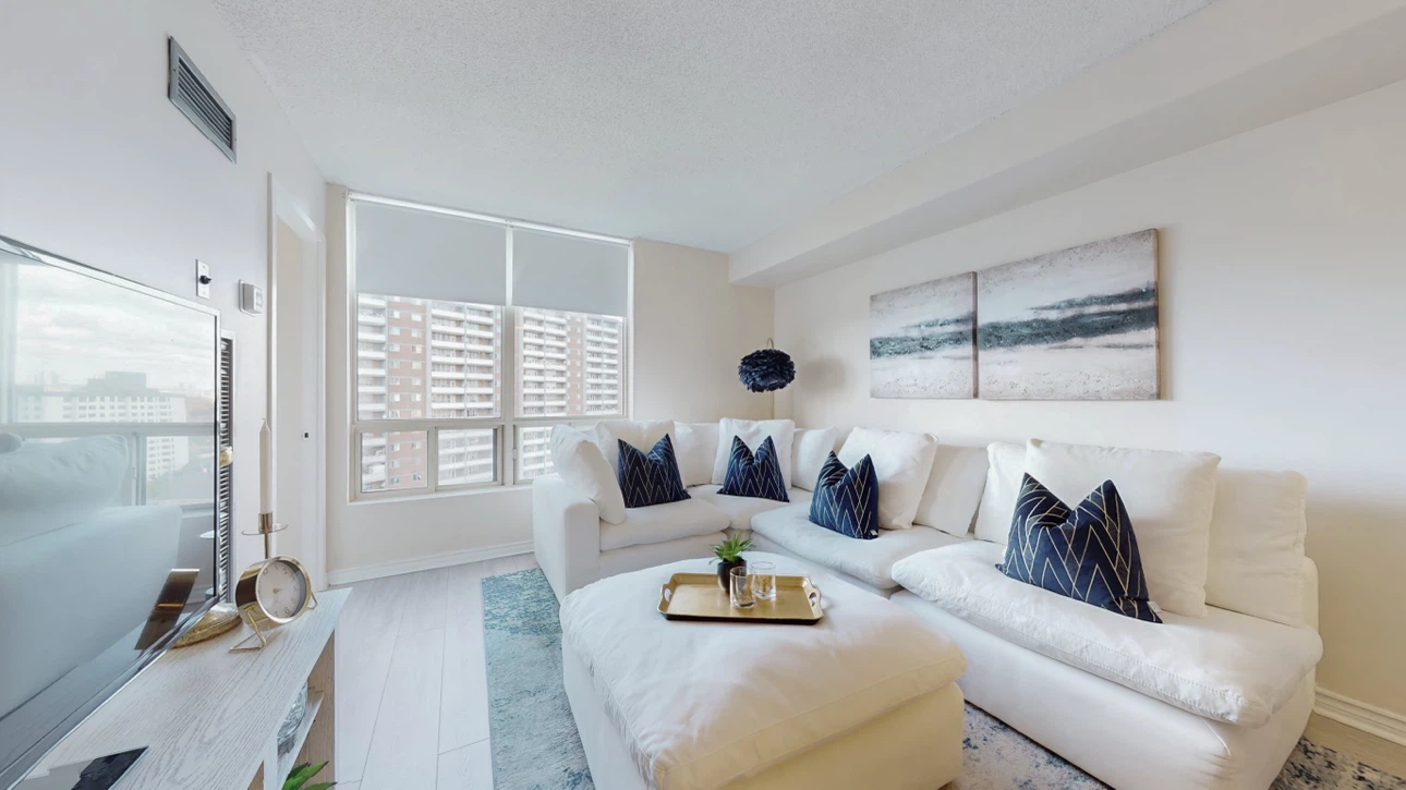 Luxury Modular White Sectional Sofa with Oversized Ottoman