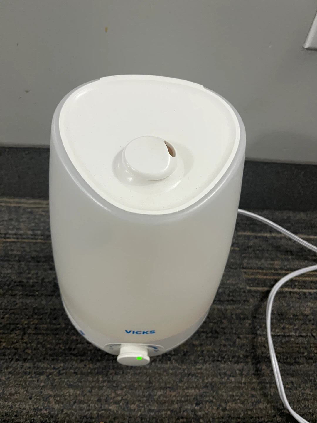Vicks Humidifier - photo 2