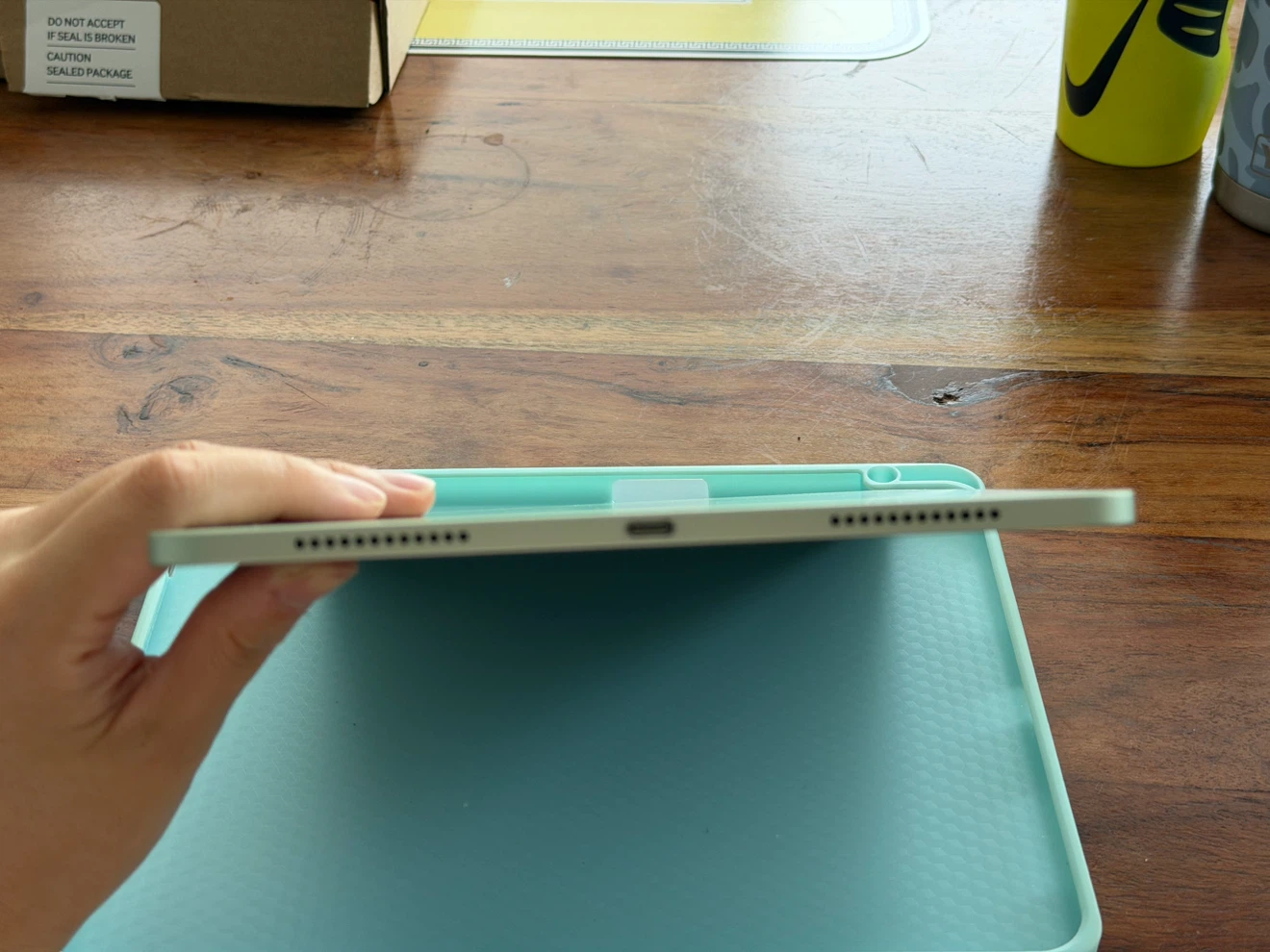 Apple iPad air 4 with Light Blue Case - photo 3