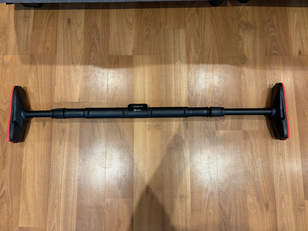 HAKENO Adjustable Doorway Pull-Up Bar