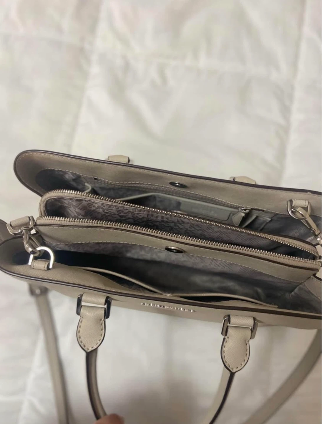 Michael Kors Tote Bag - photo 4