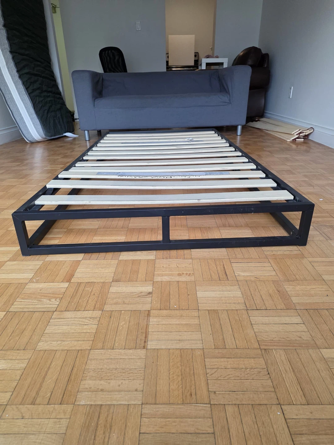 (TWIN)Metal Bed Frame Base - photo 2