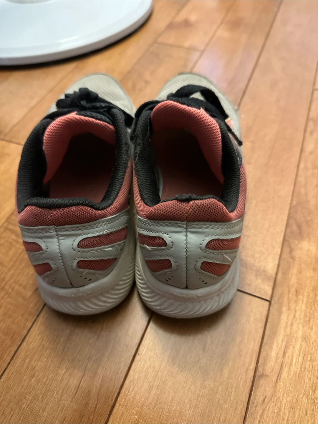Saucony Running Shoes - photo 3