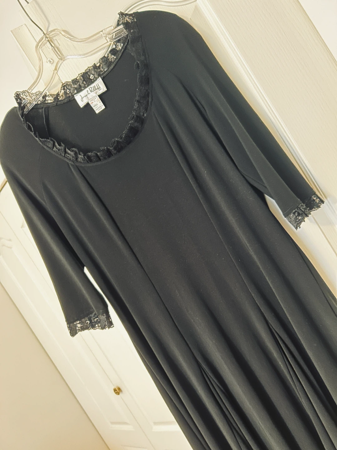 NEW DESIGNER Black Dress with Lace Trim - photo 4