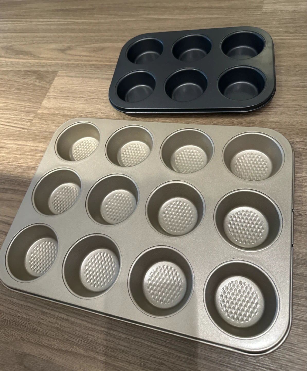 2 Muffin Tins - 6 Cup and 12 Cup
