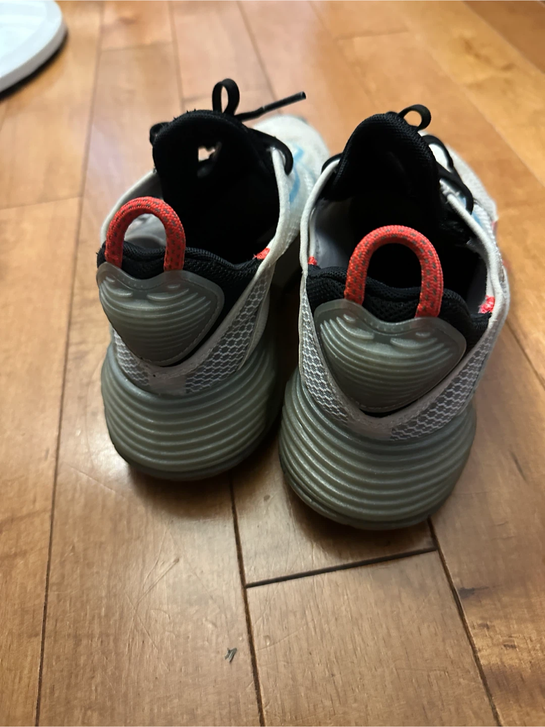 Nike Air Max 2090 women's Shoes - photo 3