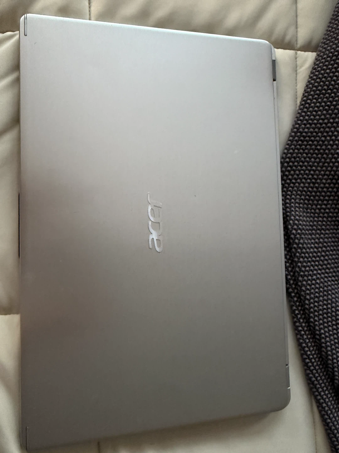 Acer Laptop - photo 2