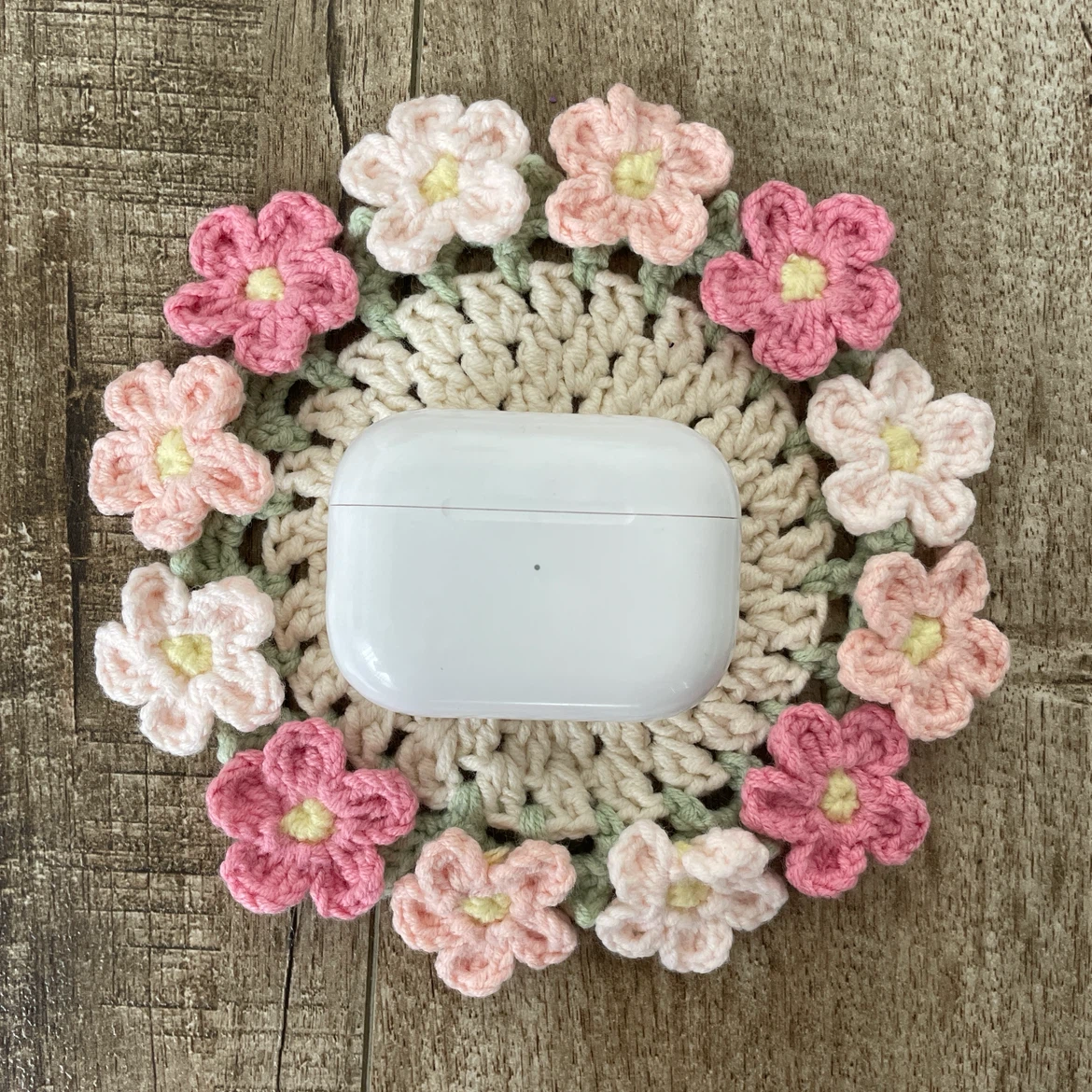BRAND NEW 🥕 Handmade Crochet Pink Flowers Coasters - photo 2