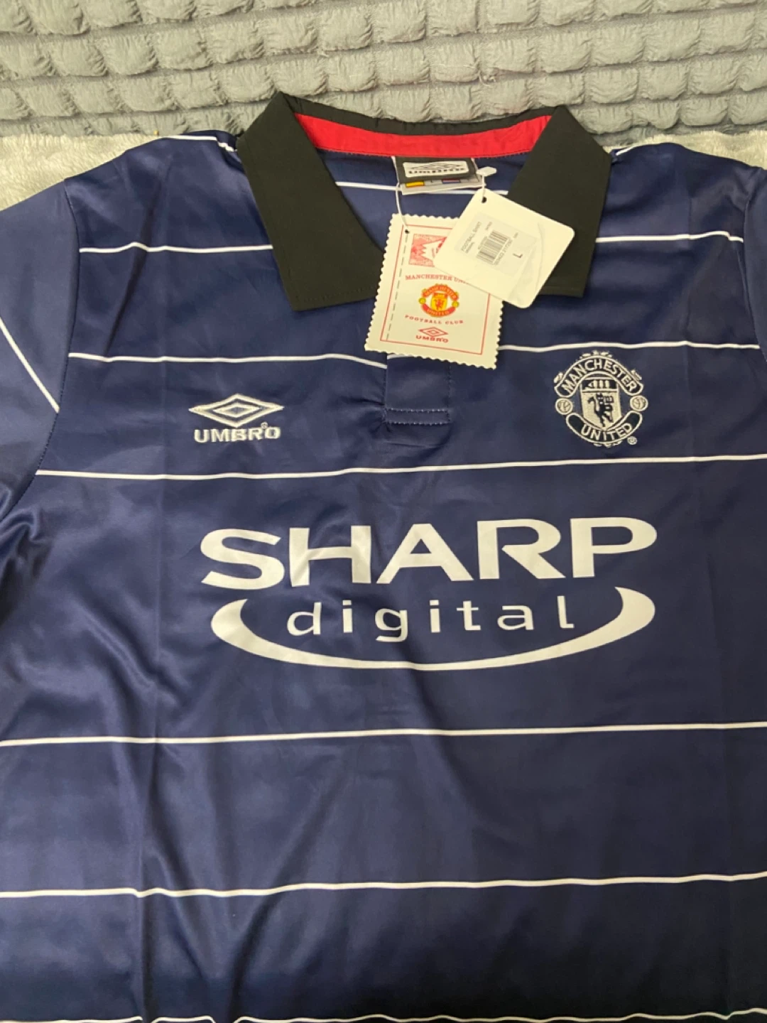 Manchester United Umbro Football Shirt - photo 2