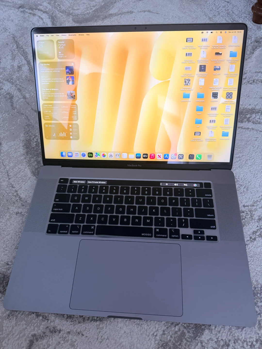 Apple MacBook Pro 16-inch 2019 i9 32GB RAM - photo 3
