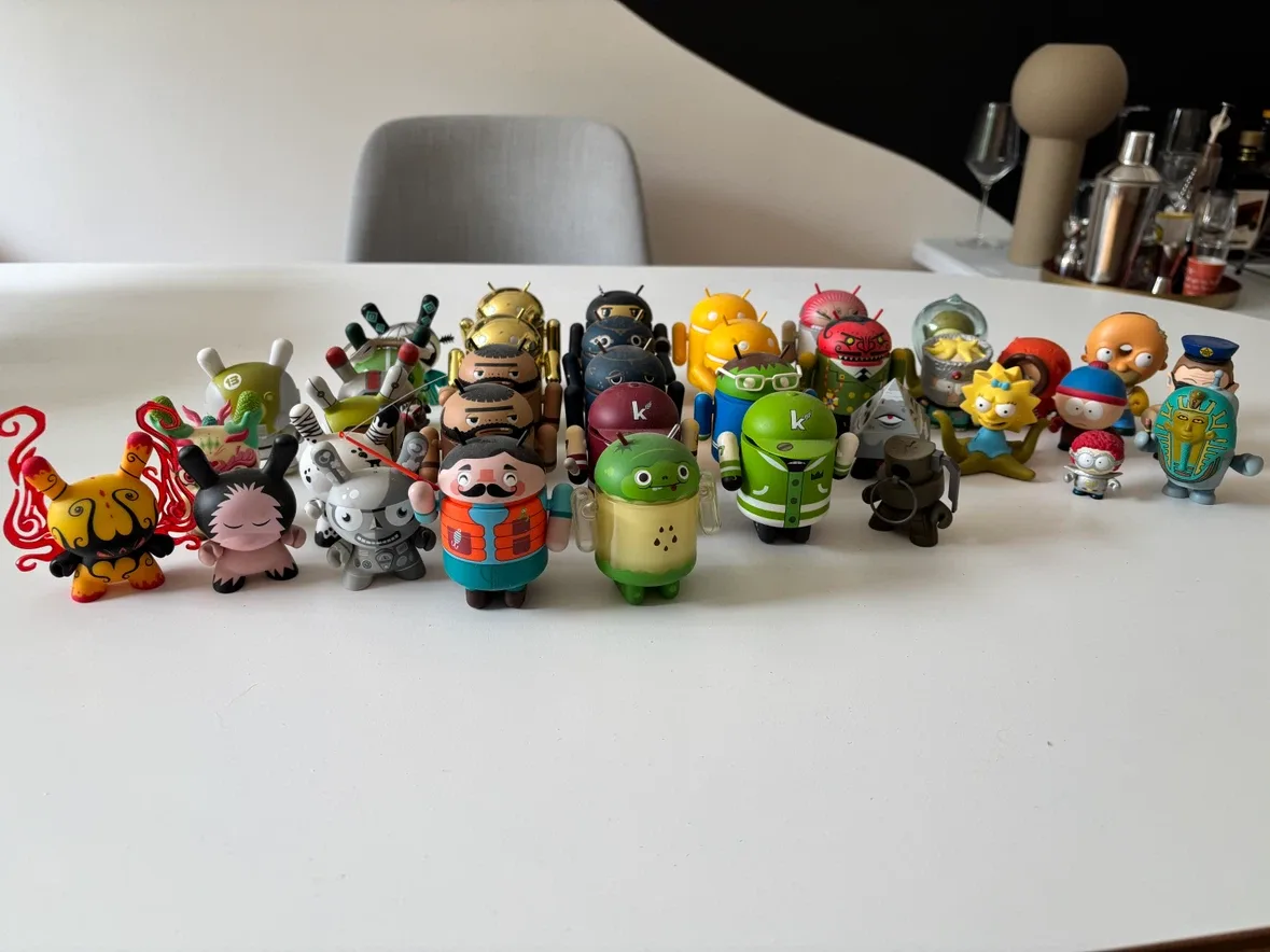 Android and Kidrobot Vinyl Mini Collectible Toys