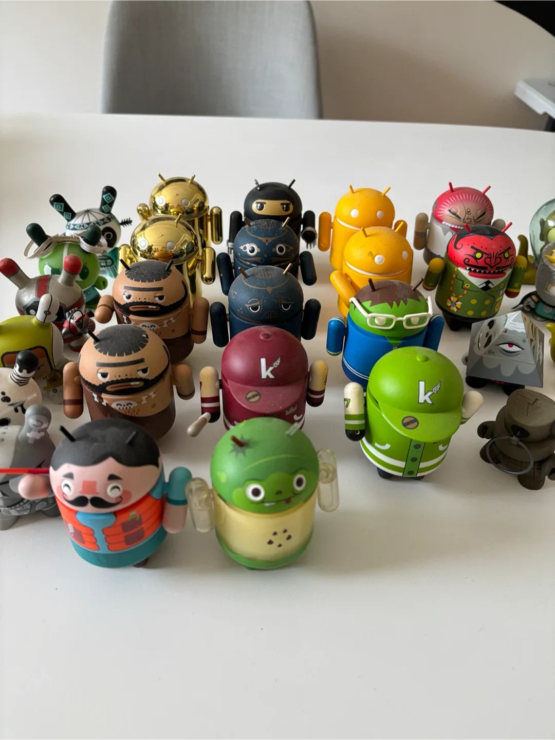 Android and Kidrobot Vinyl Mini Collectible Toys - photo 3