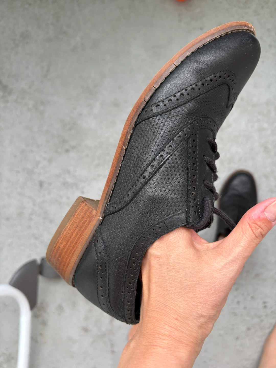 ALDO Black Leather Wingtip Oxford Shoes - Size 6 - photo 2