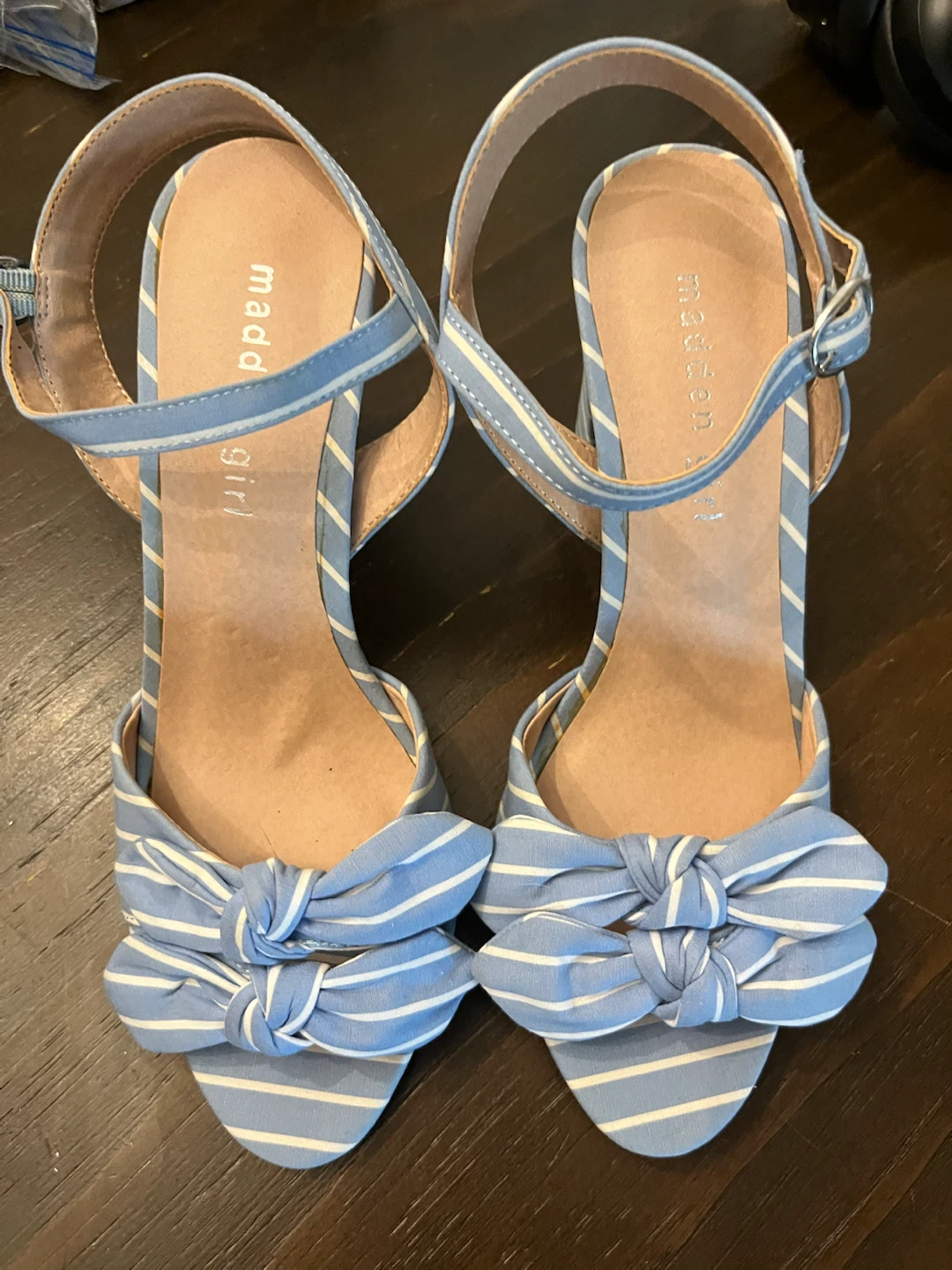Madden Girl Blue Striped Heels Sz 7.5