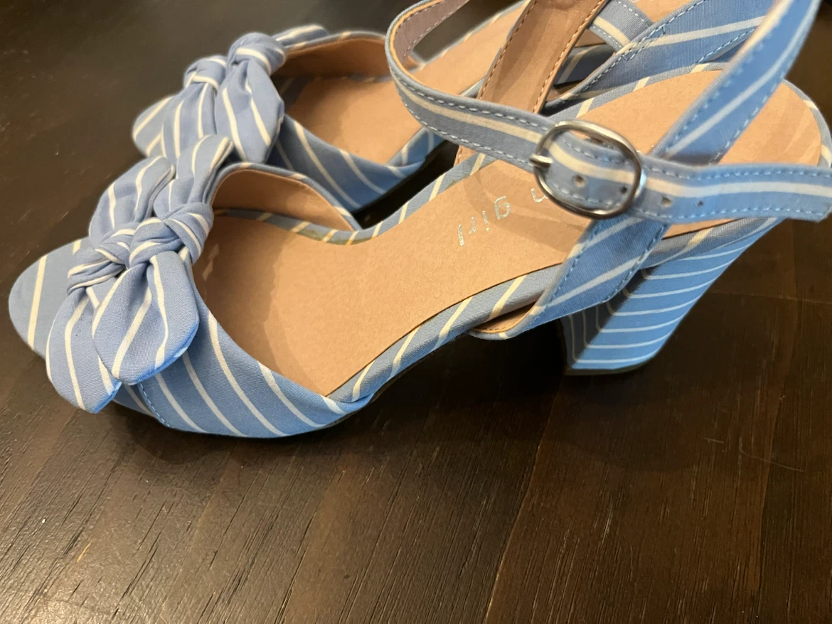 Madden Girl Blue Striped Heels Sz 7.5 - photo 2