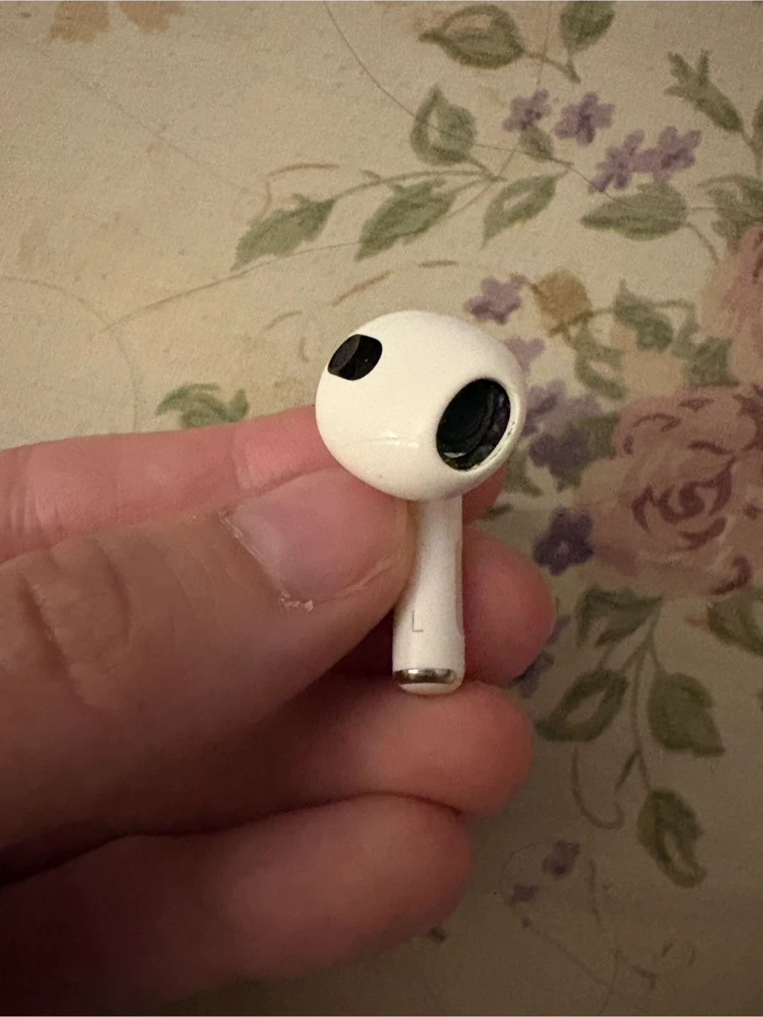 Apple AirPods 3rd Generation - photo 2