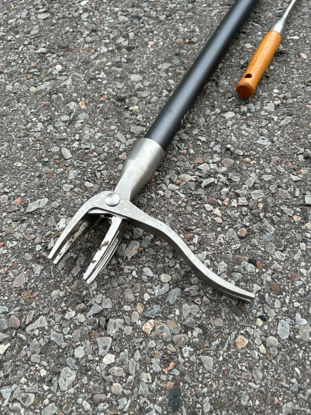 Stand-up Weeding Tool - photo 5