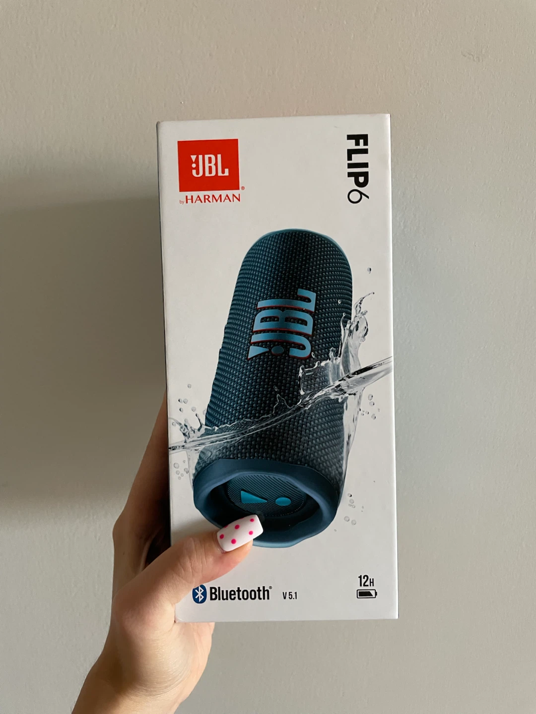 JBL Flip 6 Portable Waterproof Bluetooth Speaker
