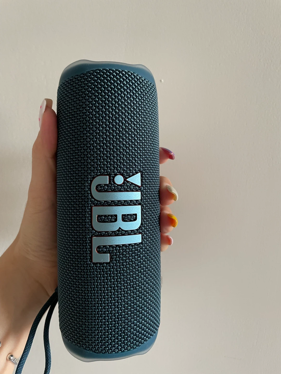 JBL Flip 6 Portable Waterproof Bluetooth Speaker - photo 2