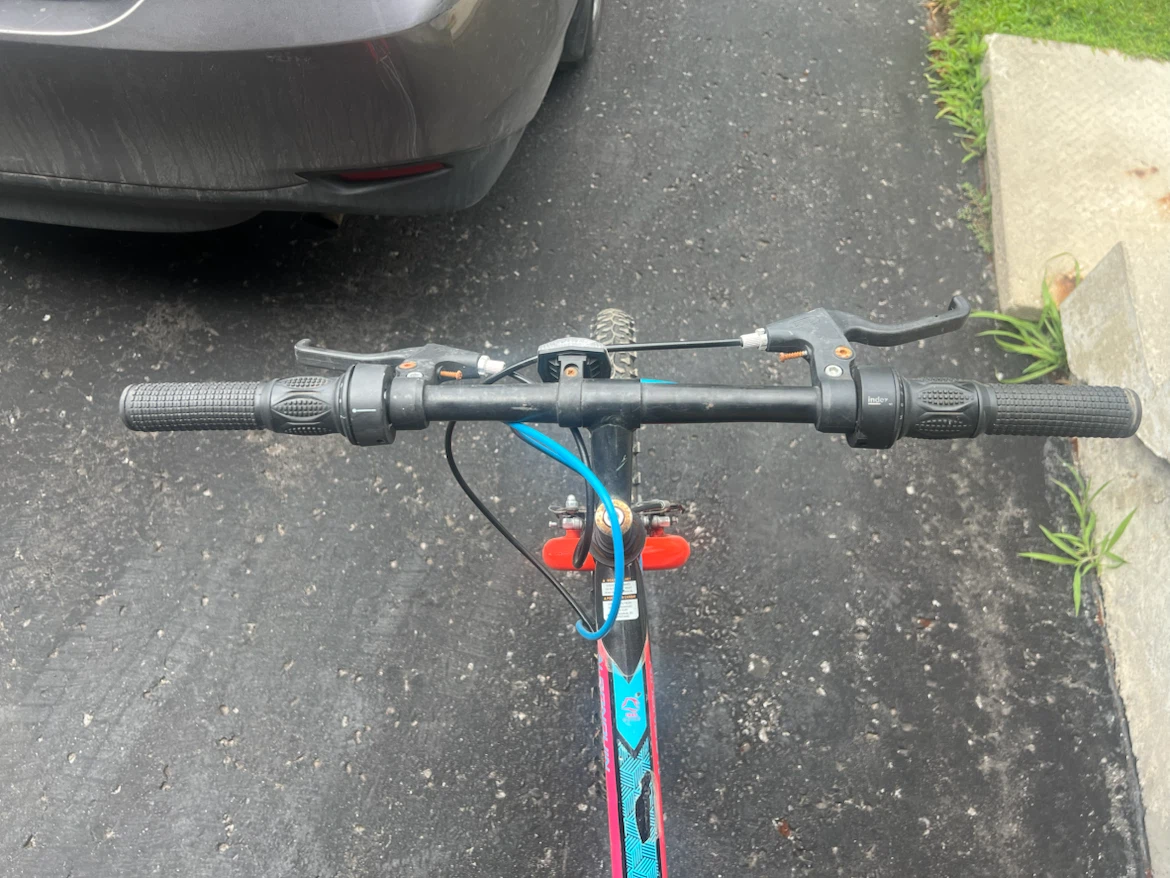 Movelo Mountain Bike - photo 3