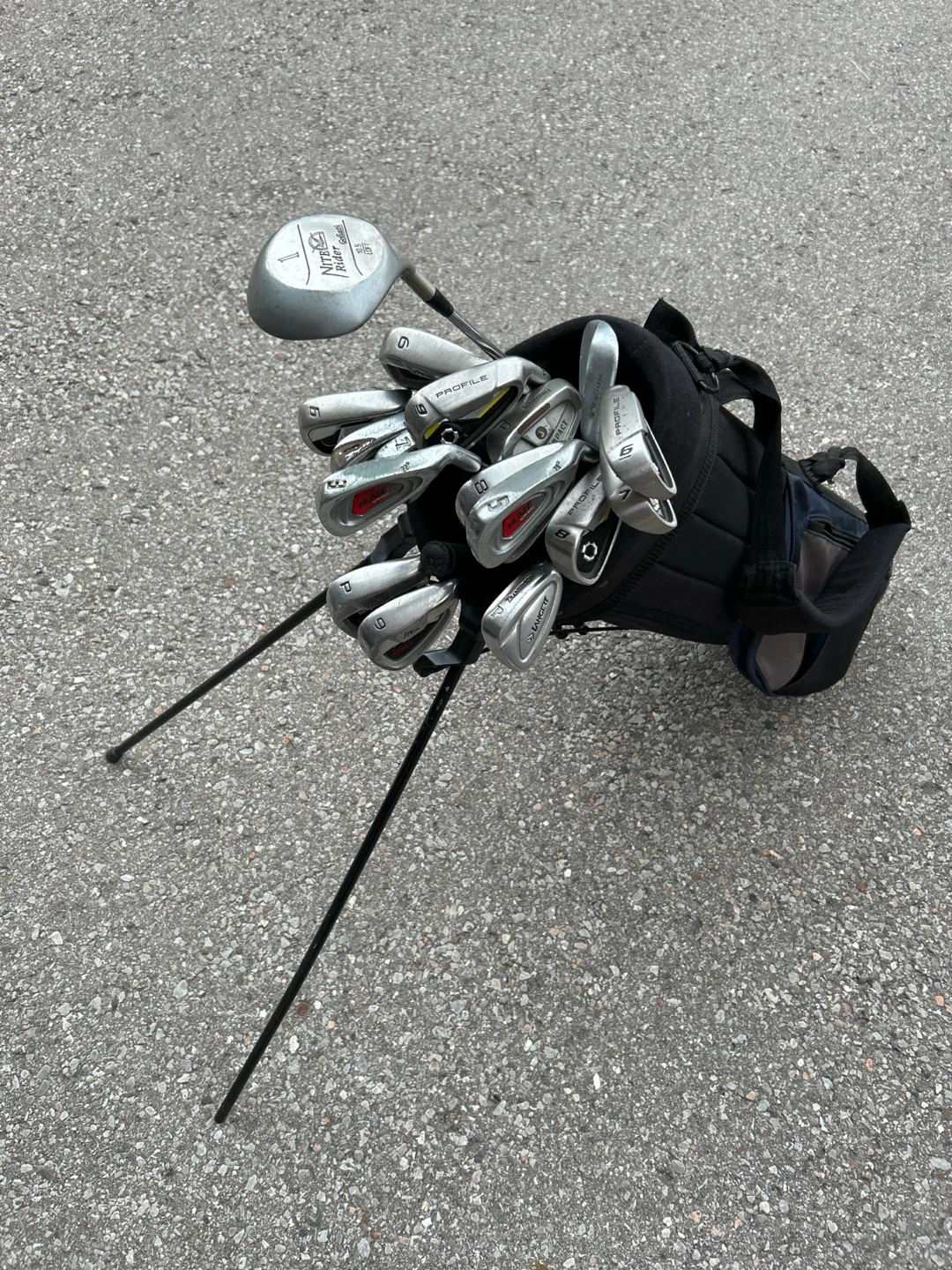 Profile Golf Clubs with Bag