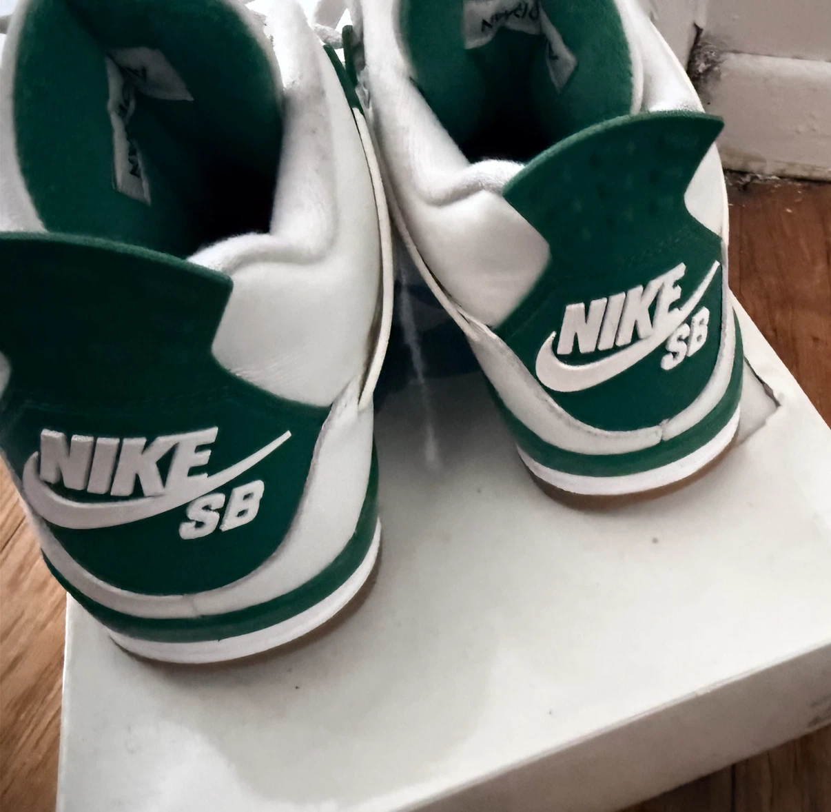 Nike SB Air Jordan 4 "Pine Green" - photo 2