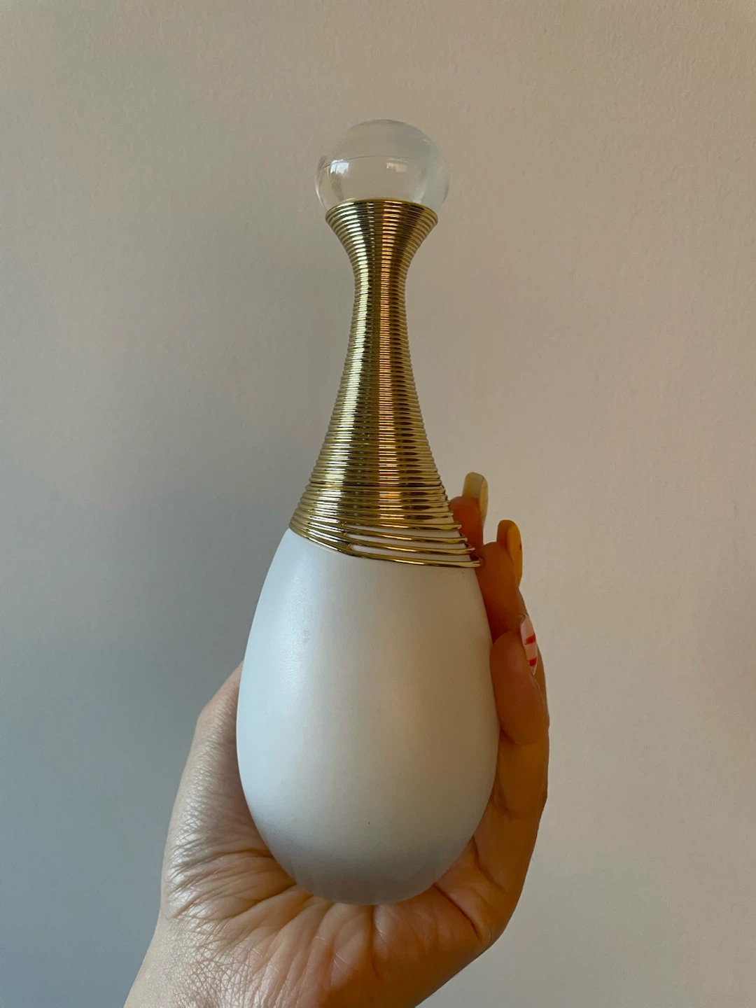 Dior J'adore Eau de Parfum Bottle