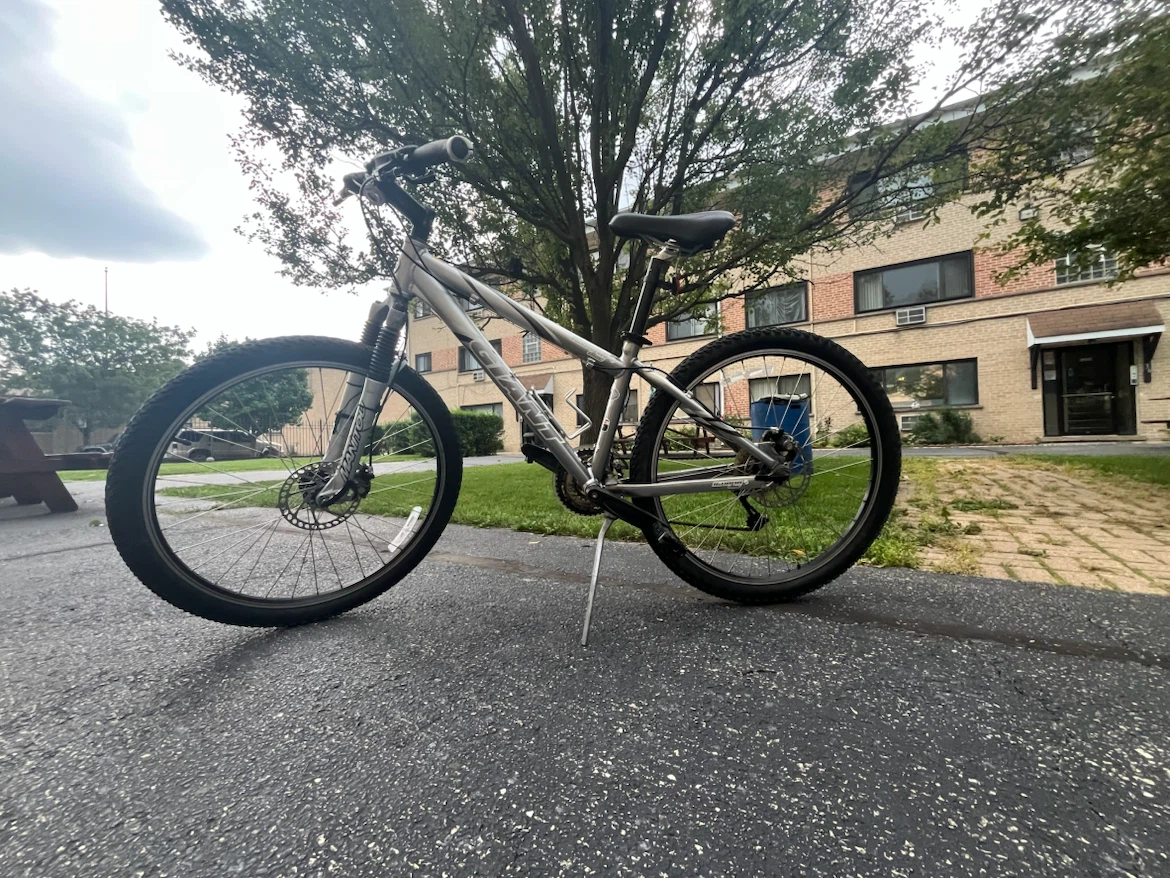 Giant Mountain Bike - photo 2