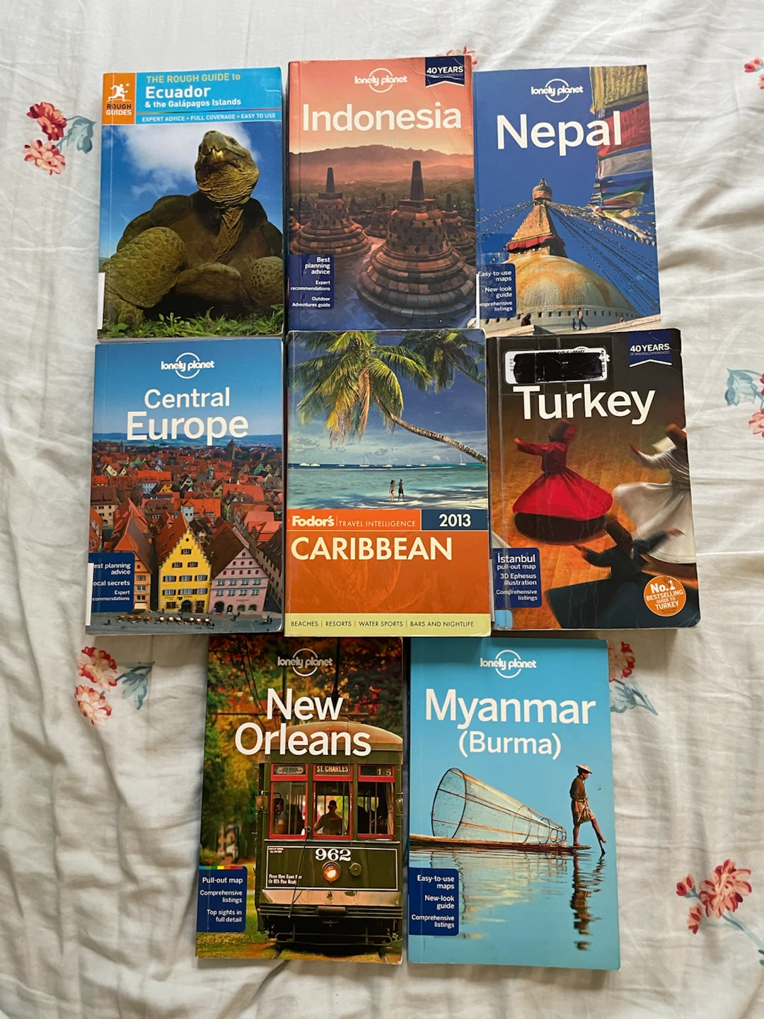 Assorted travel guides - photo 2