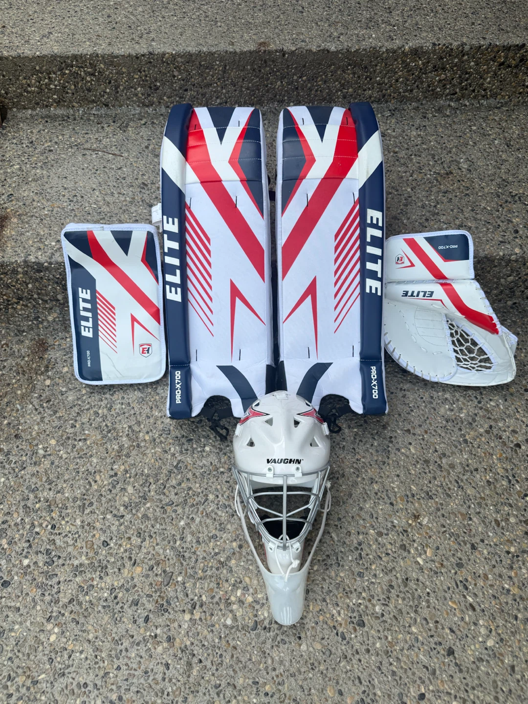 Street hockey Goalie set & Vaughn helmet - elite prox700