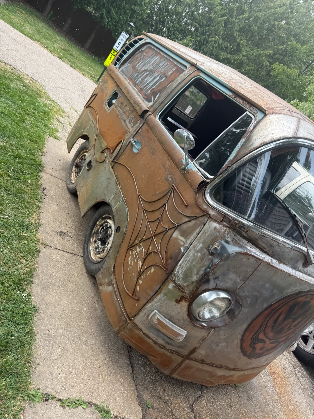 Volkswagen Bus Project Vehicle - photo 2