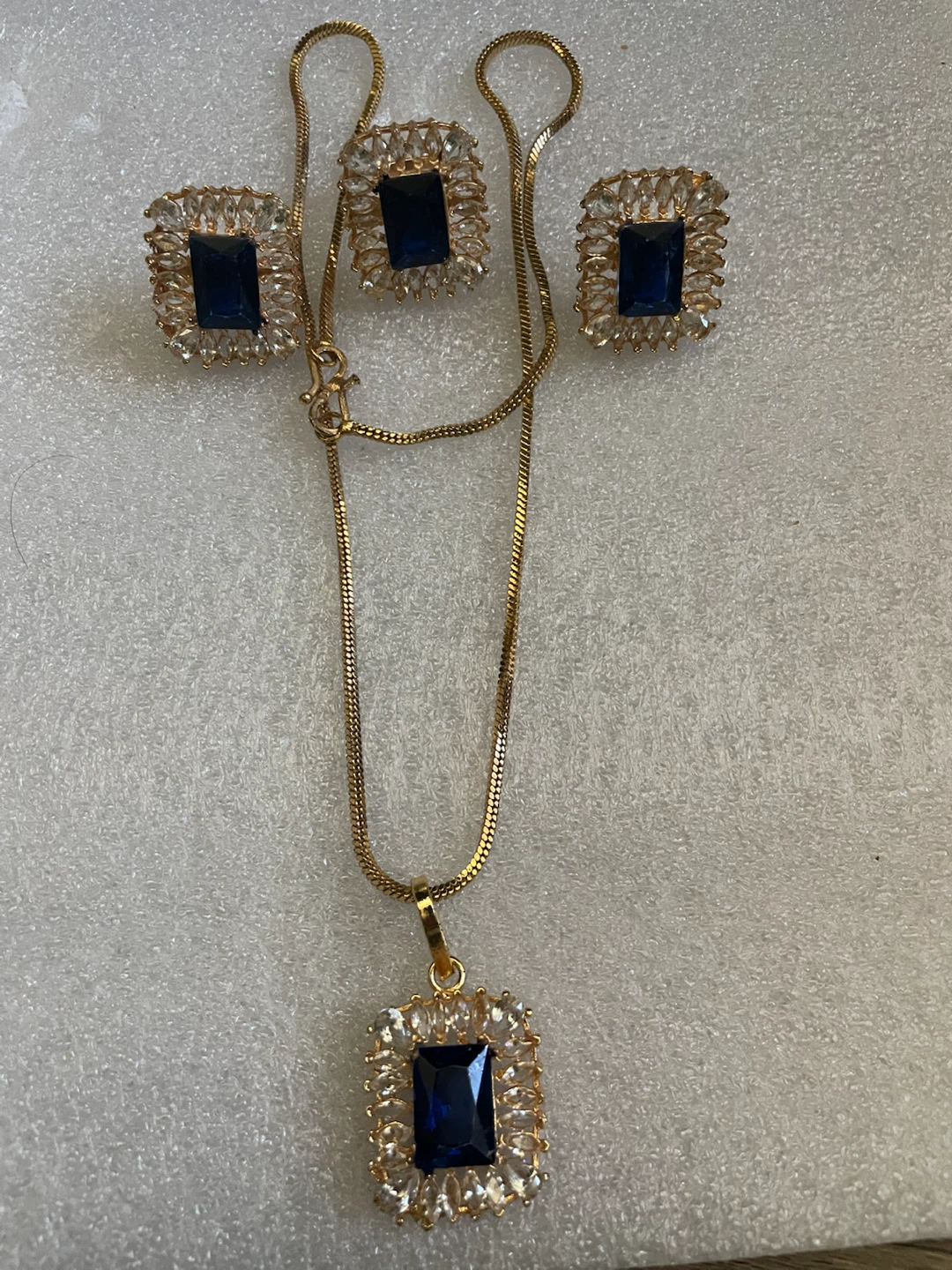 New Gold-Tone Jewelry Set Necklace, Earrings & Ring Blue Crystal
